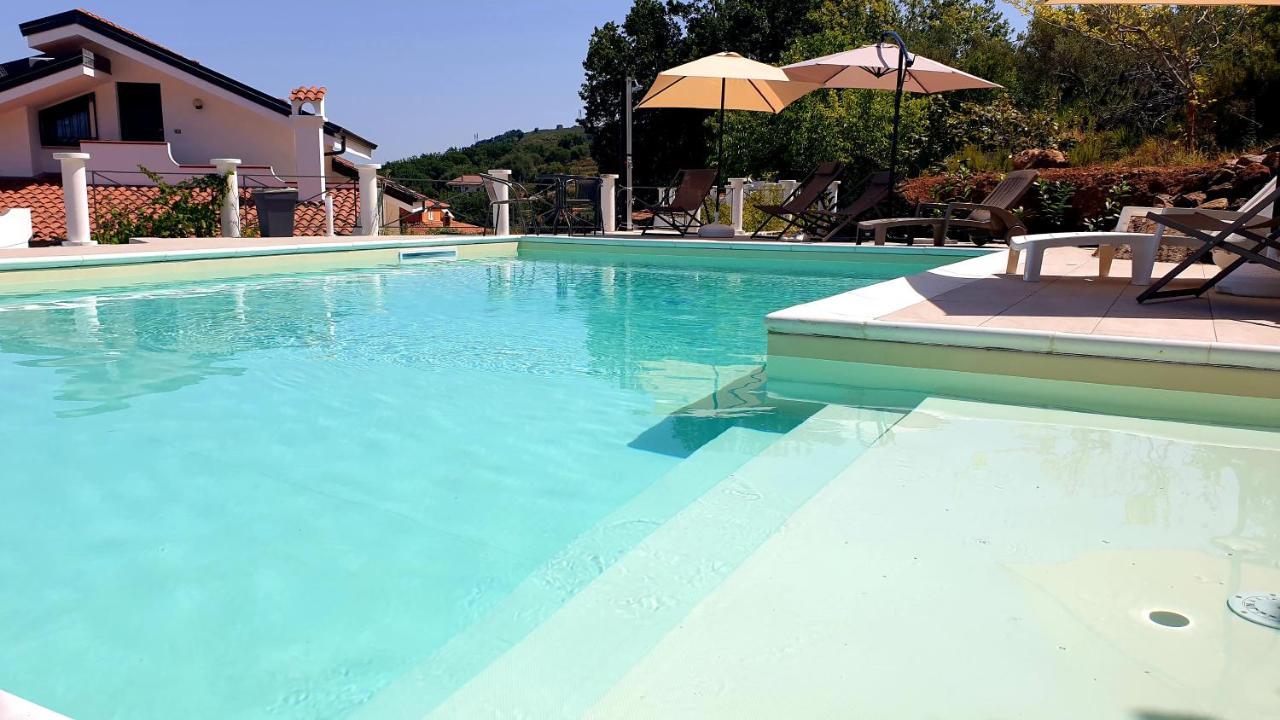 Villa Kiru Вибо-Валентия Экстерьер фото